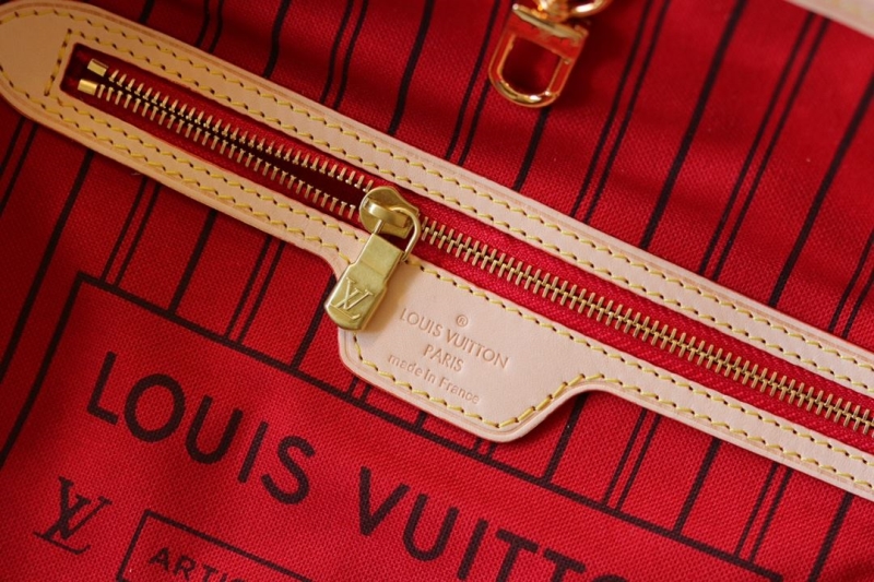 LV Shopping Bags